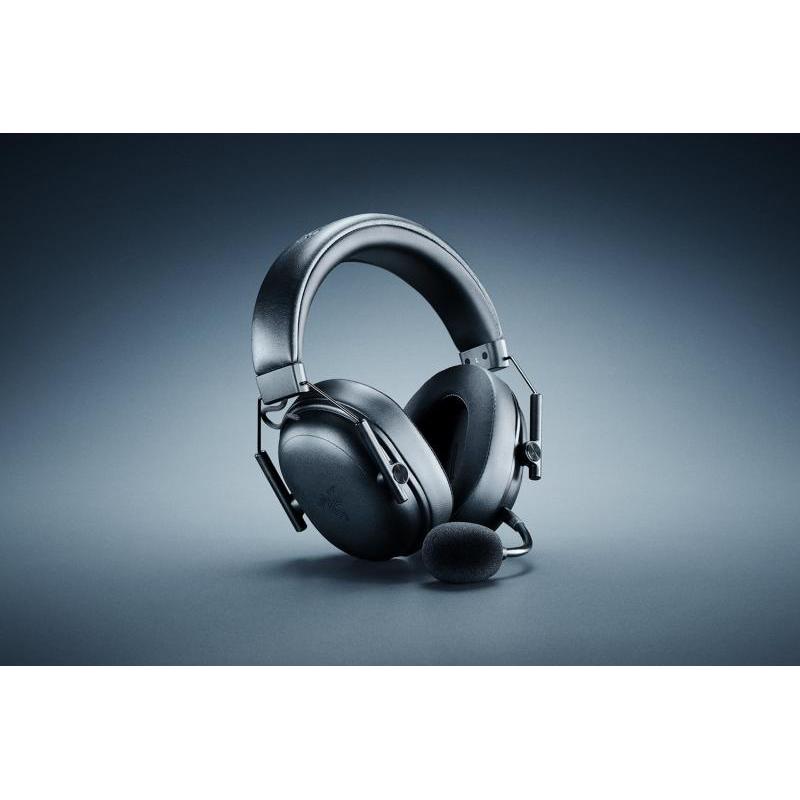 Casti wireless Razer Blackshark V3 X Hyperspeed , micrfon uni- directional, izolare fonică activă, sistem sunet 7.1, frecventa 20 - 28000, autonomie 70 ore, negru